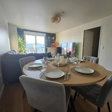Penthouse 166 M2- Terrasse & Parking - Paris Sud - Orly - Parc Expo 아파트